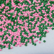 振動篩在塑料顆粒除雜、分級中的應(yīng)用